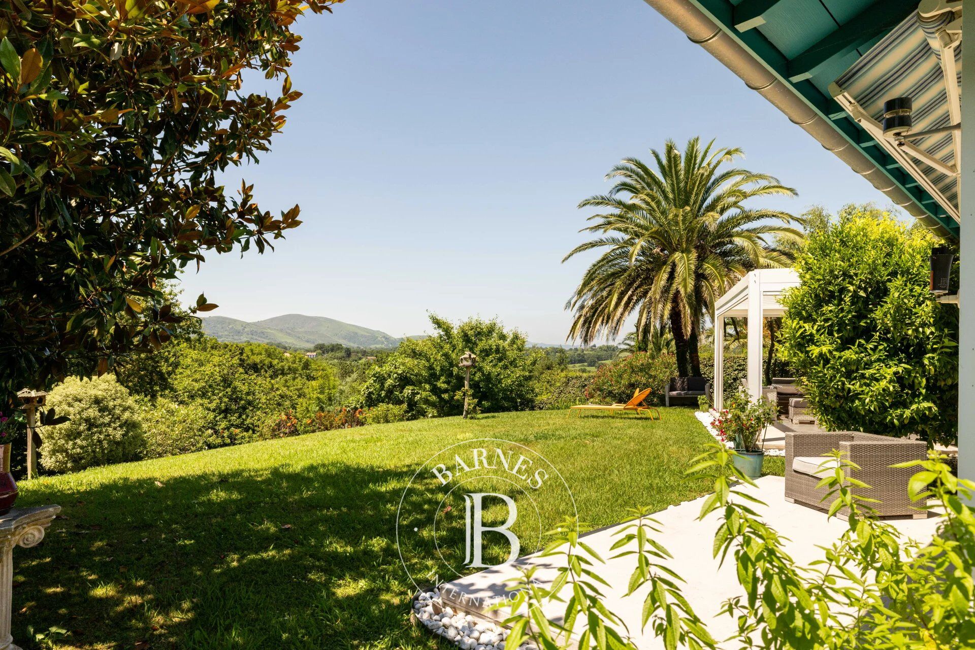 ASCAIN, MAISON AVEC VUE PANORAMIQUE SUR LES MONTAGNES - picture 2