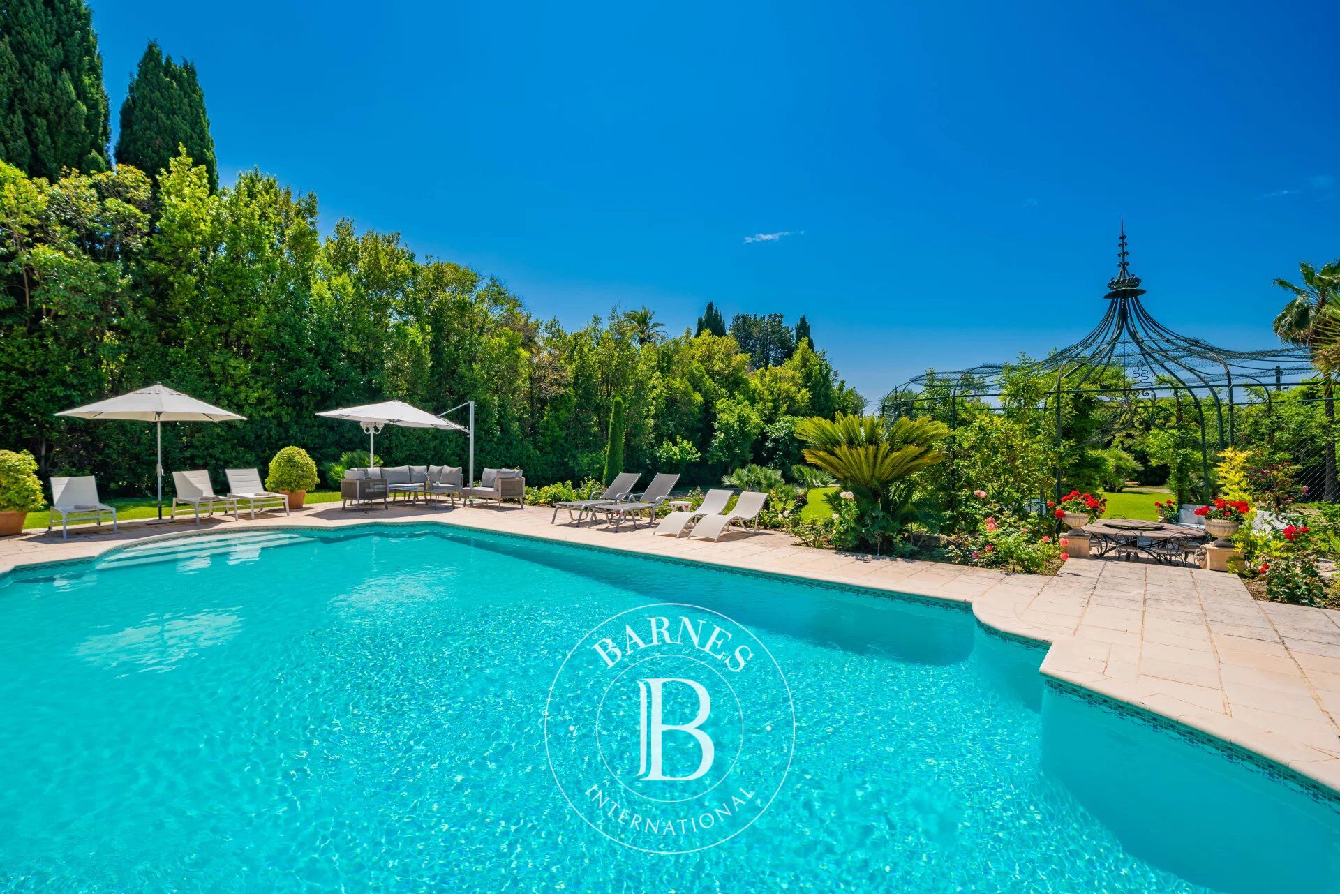 Villa Cannes - picture 3