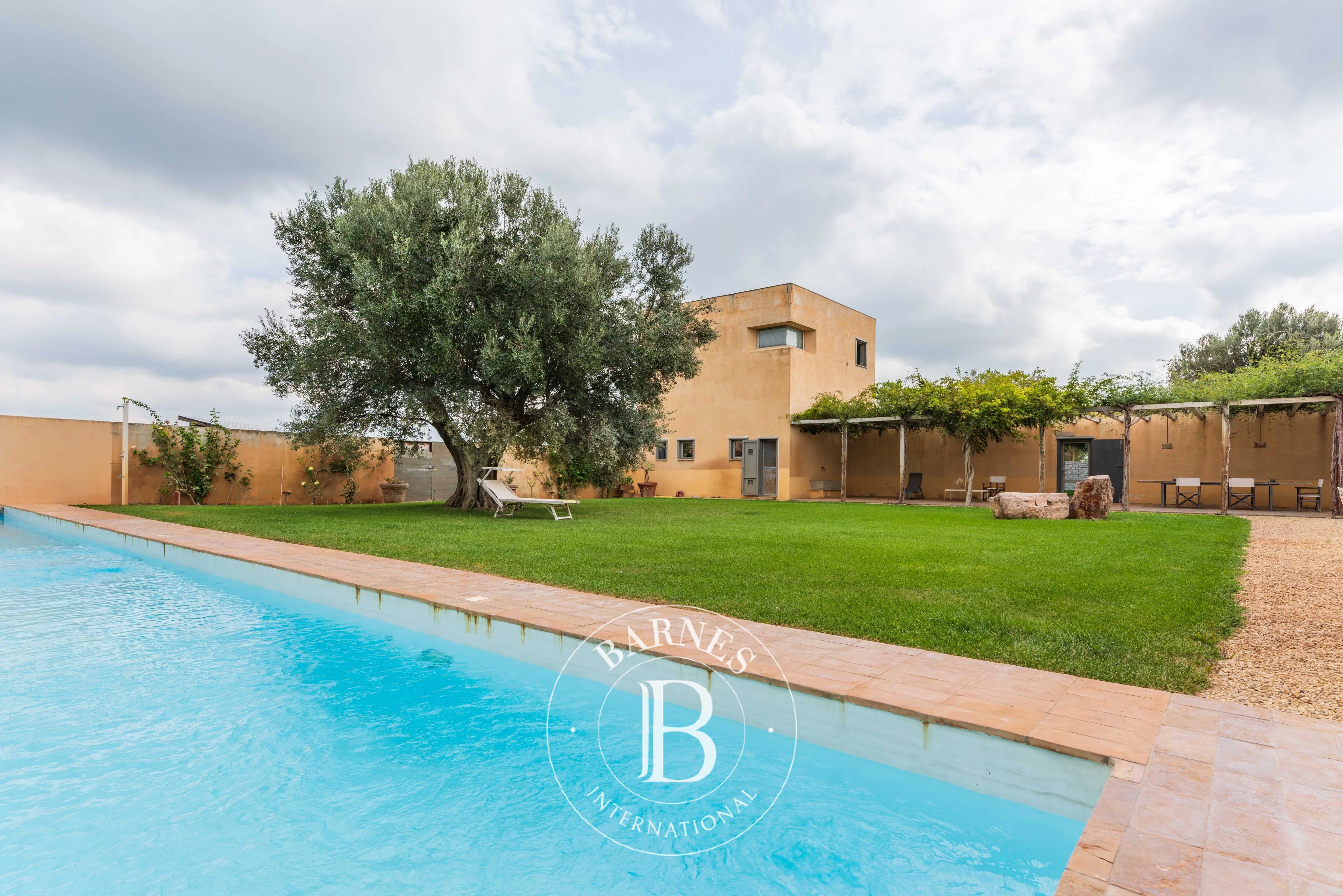 Capalbio - Elegant villa with private pool - picture 2