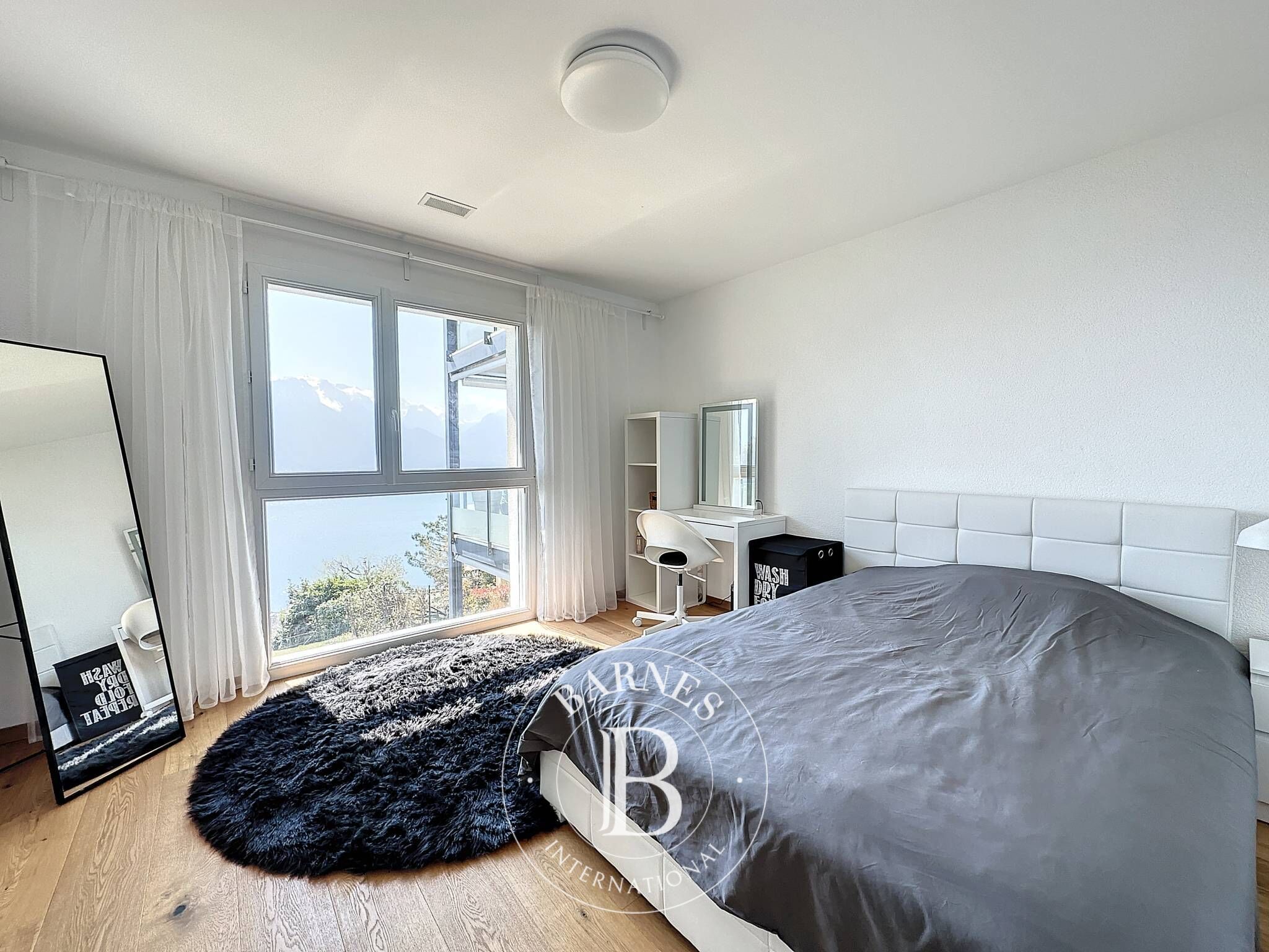 Penthouse Montreux - picture 12