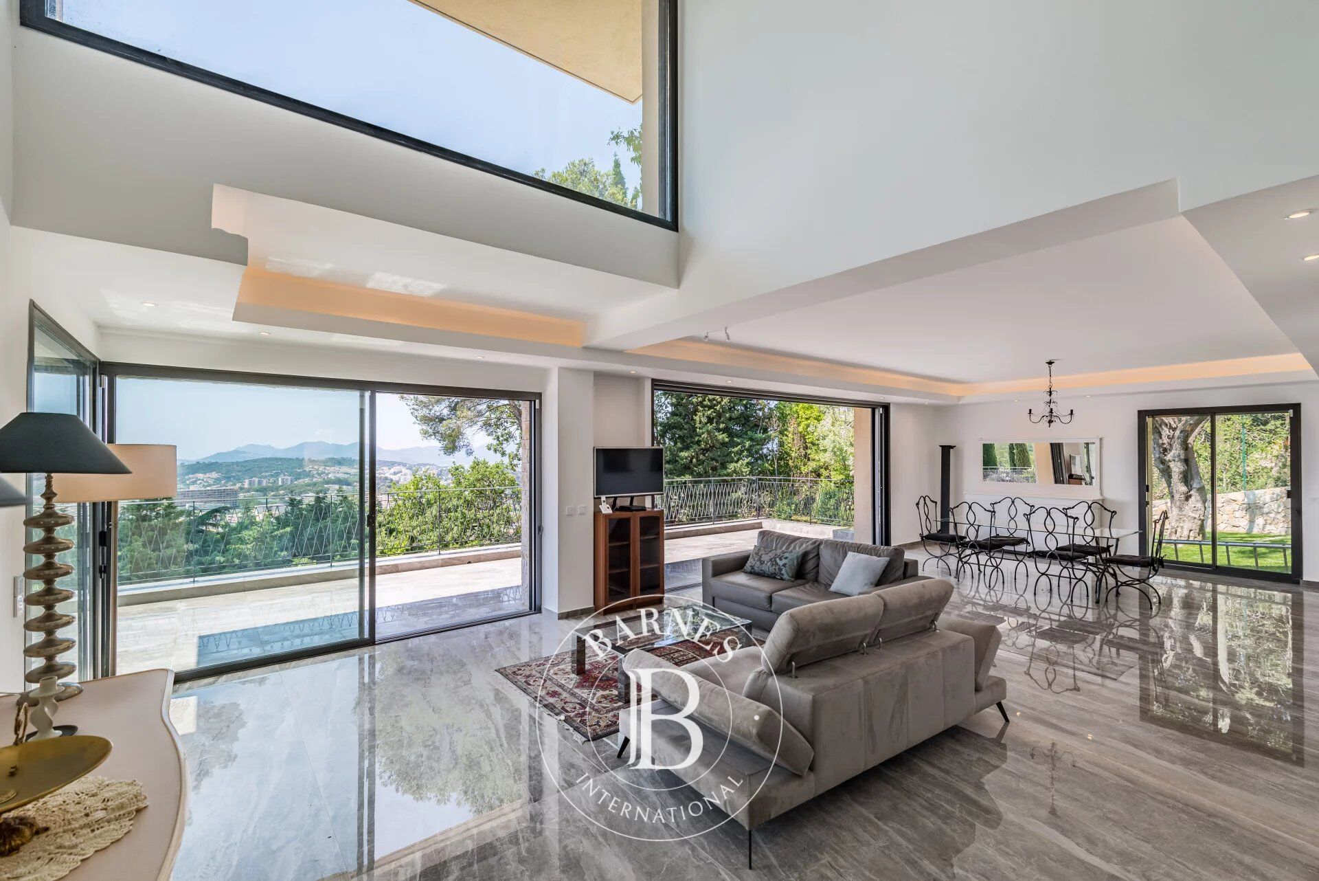 Villa Mougins - picture 2