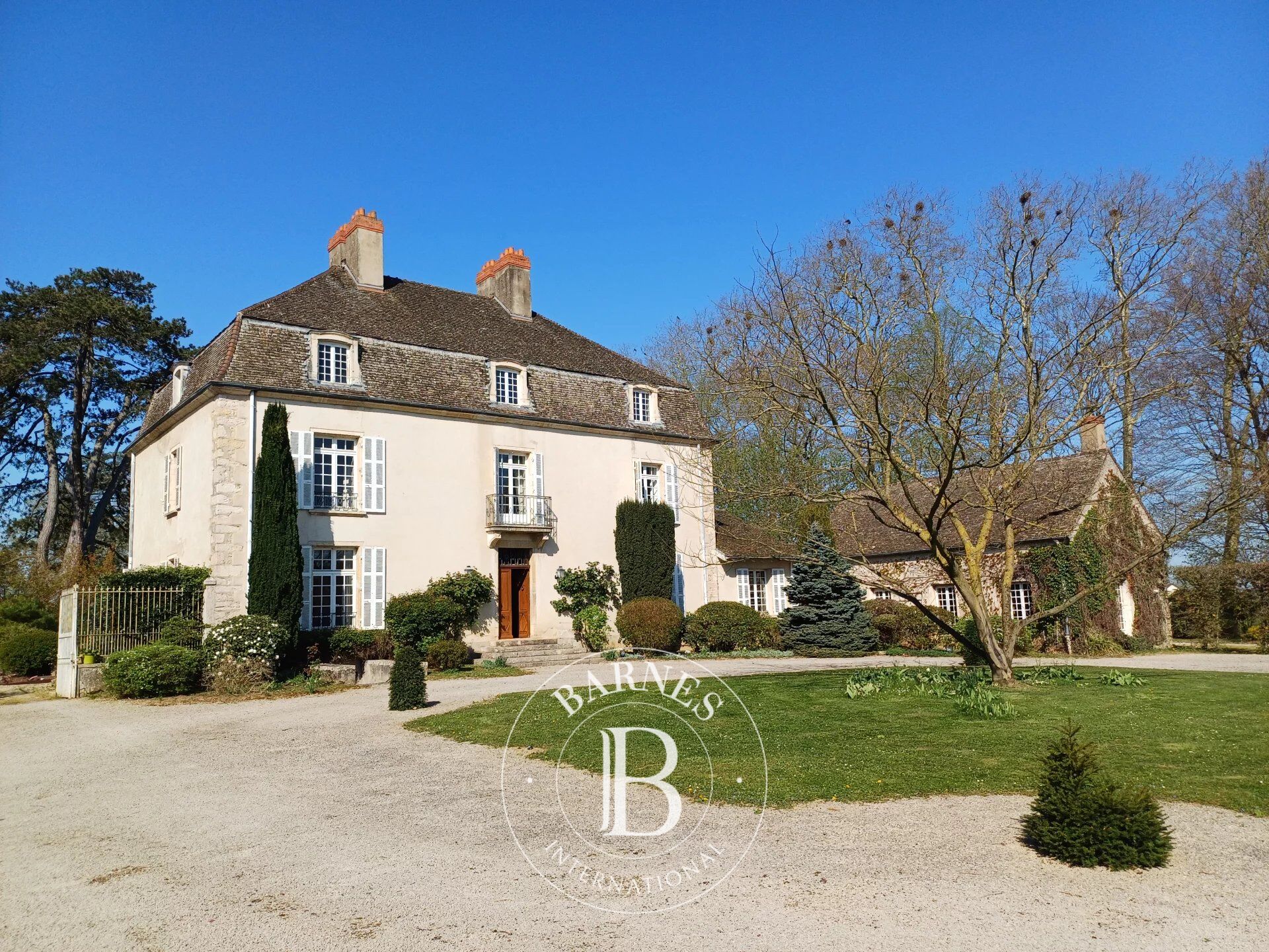 Saone et Loire -Bourgeois house -park of 2,3 ha - picture 1