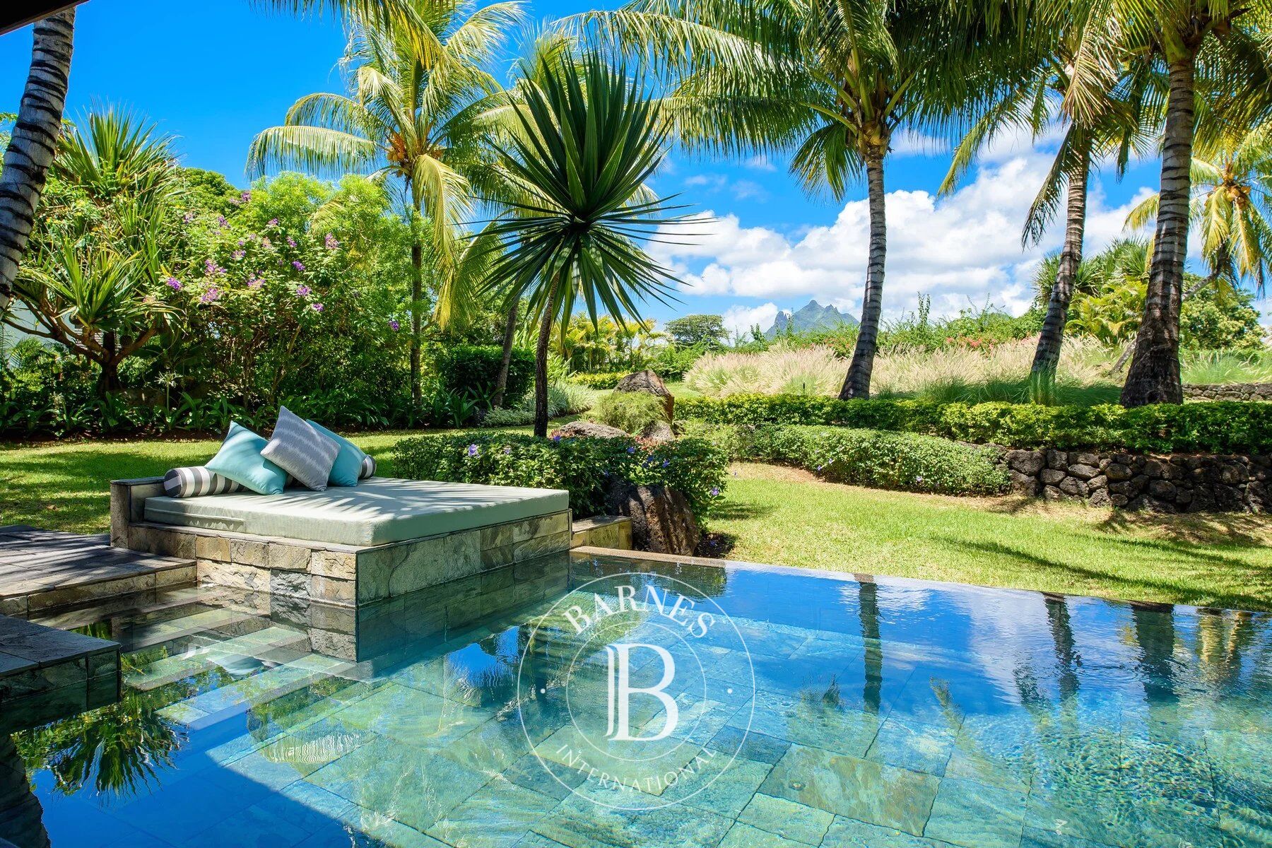 Villa Beau Champ - picture 2