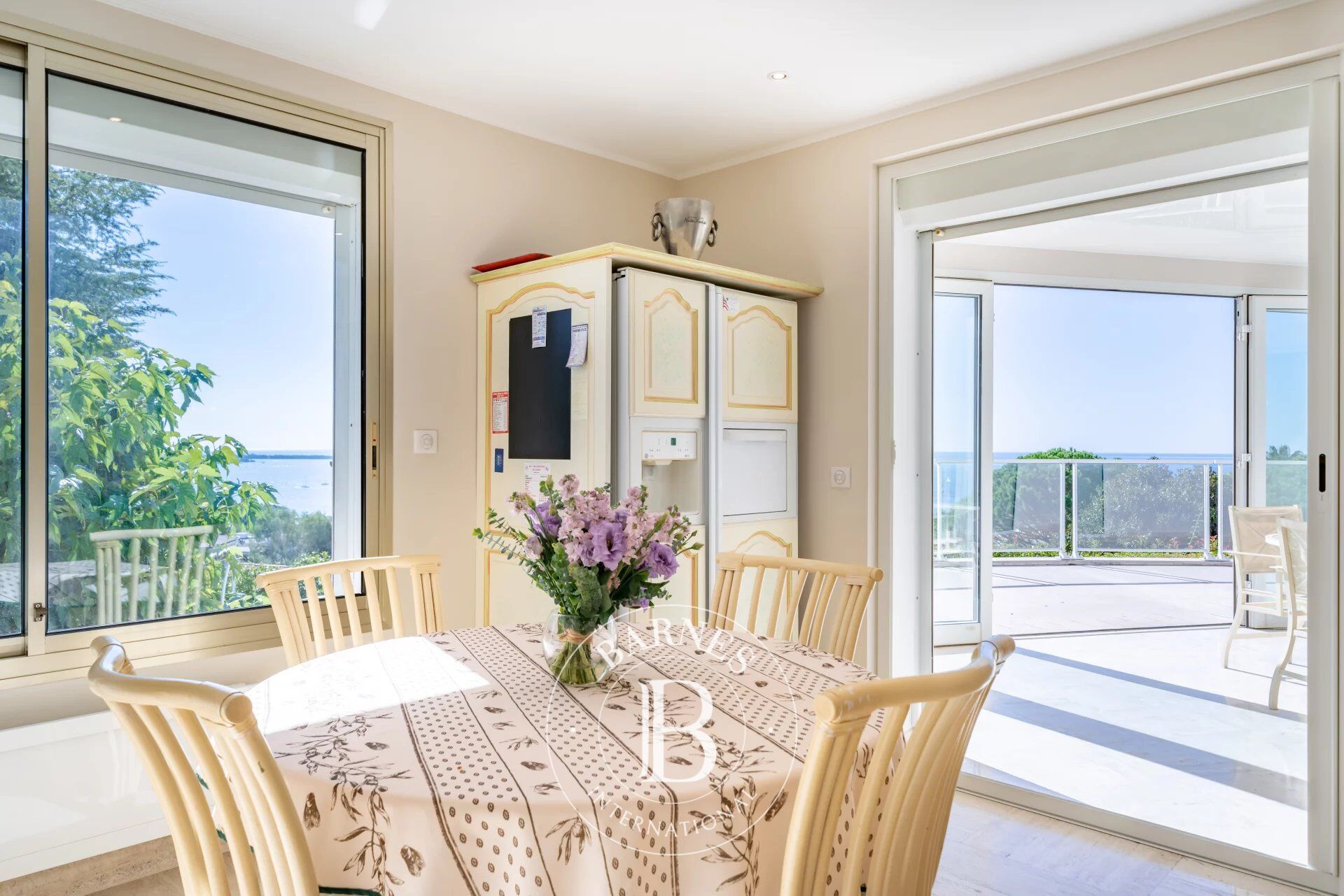 Villa Cannes - picture 18