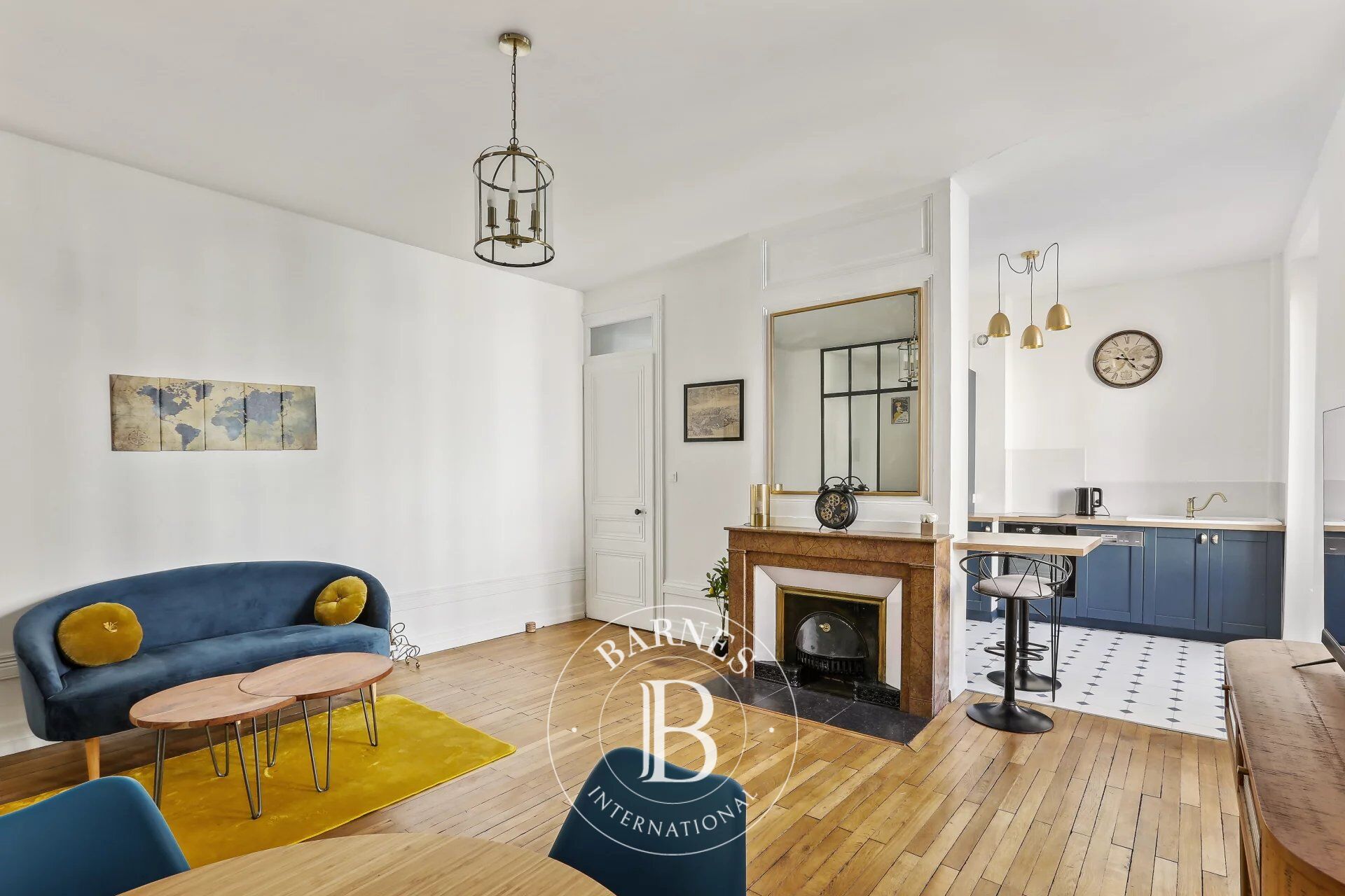 Lyon 3 - Prefecture - Furnished and renovated apartment of 62.50 sqm - 1 Office - 1 Bedroom - picture 2