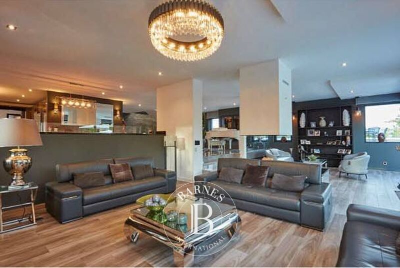 Venta, Villa Crans-près-Céligny - picture 1