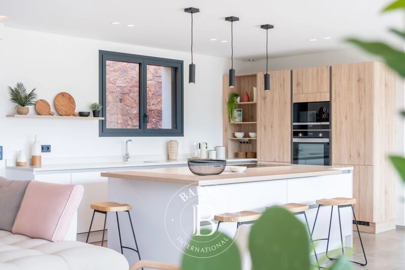 For Sale, Villa Théoule-sur-Mer - picture 3