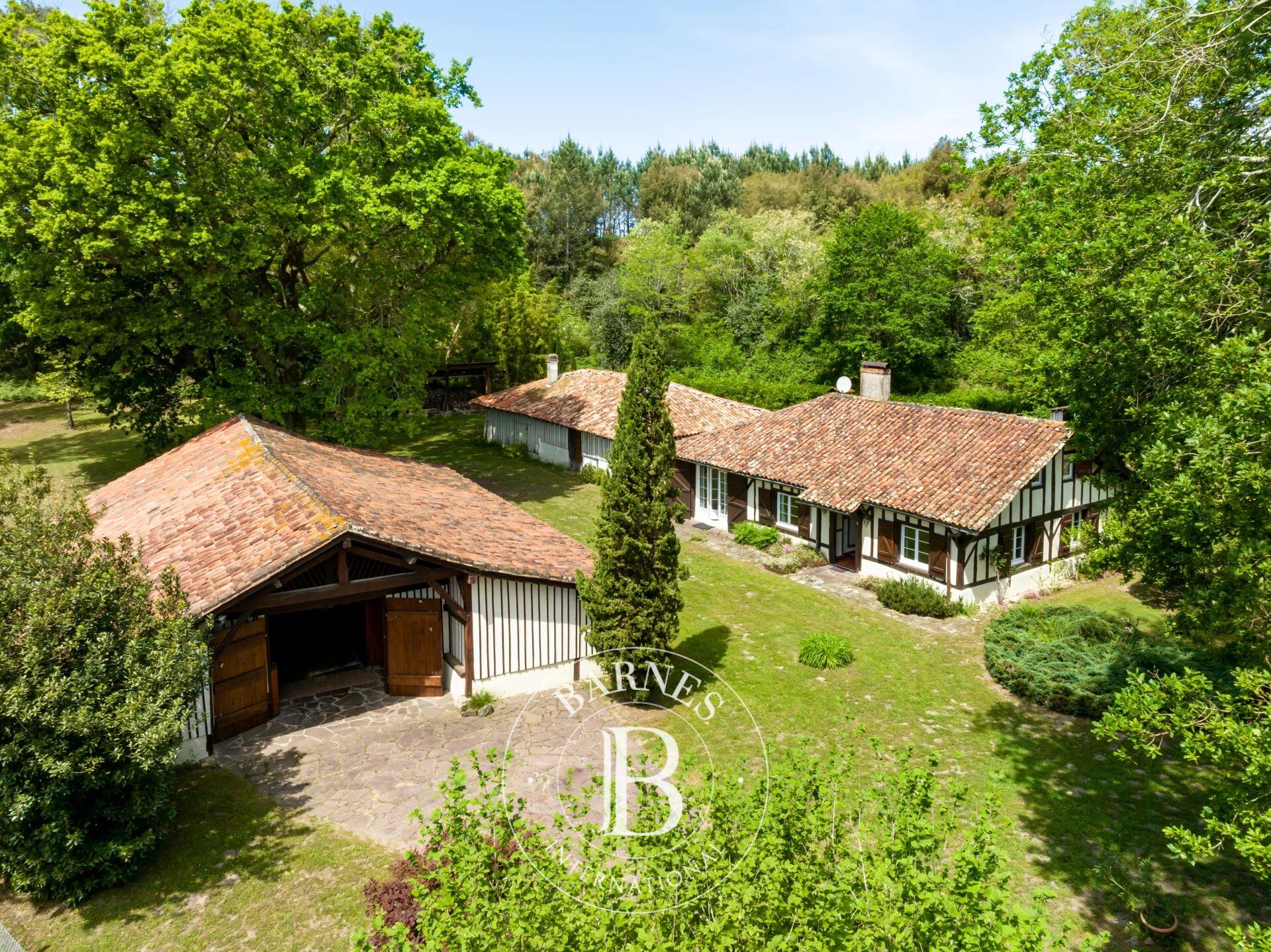 SEIGNOSSE, PROPIEDAD CON ENCANTO - picture 2