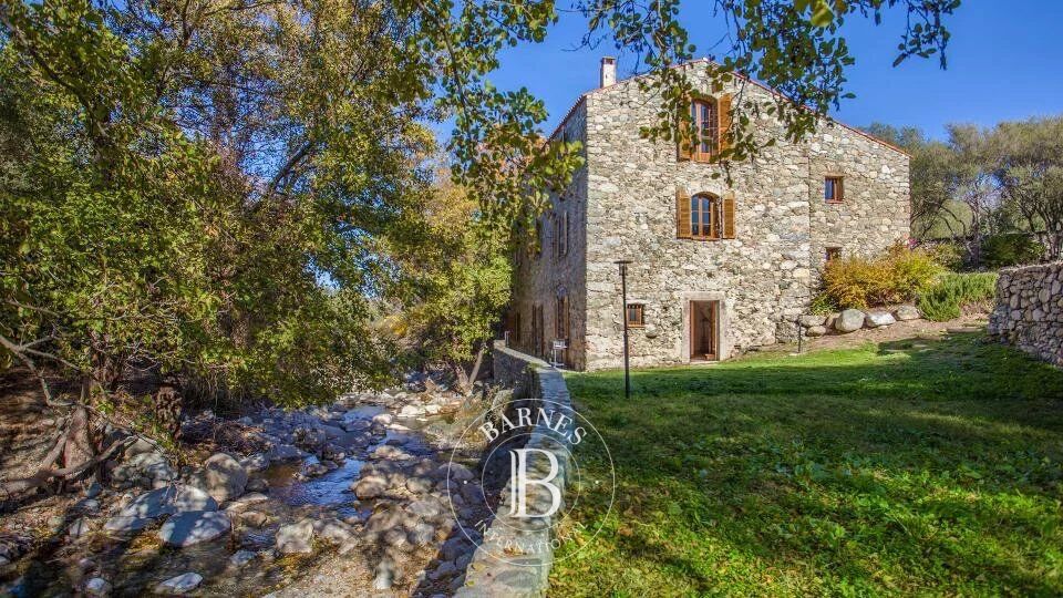 Proche Ile-Rousse, Villa 7 chambres, vue montagnes, piscine. - picture 2