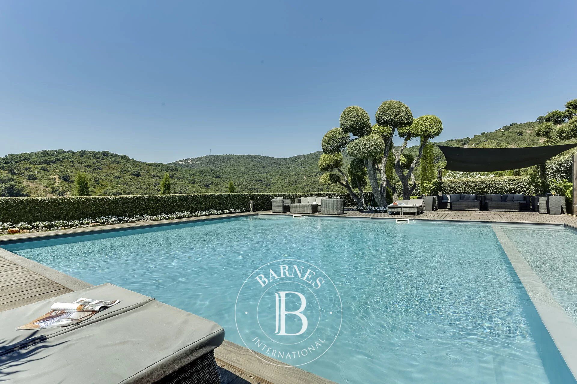 Villa Grimaud - picture 1