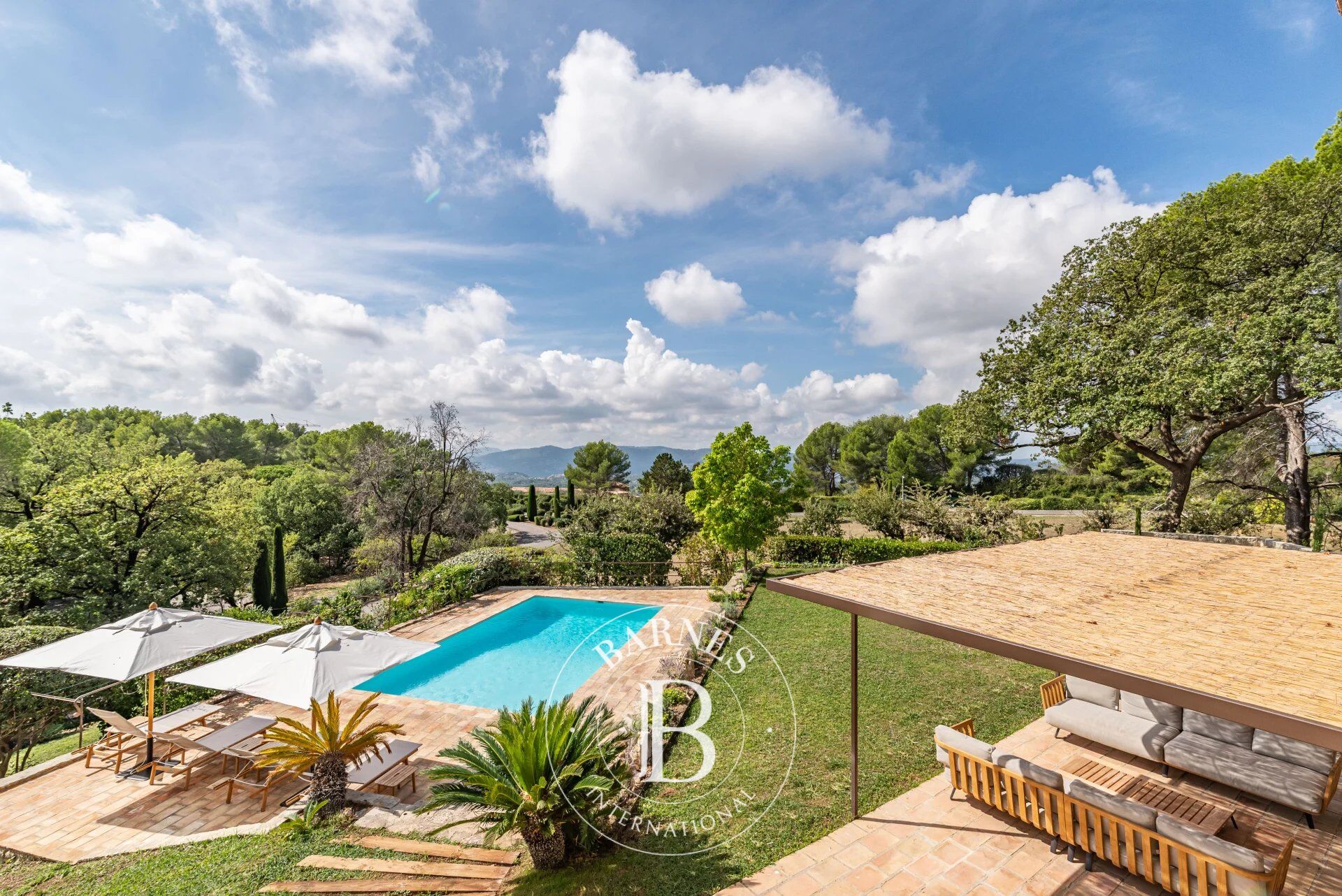 Near Mougins, Castellaras domaine unique villa 5 bedrooms - Max 10 people - picture 1