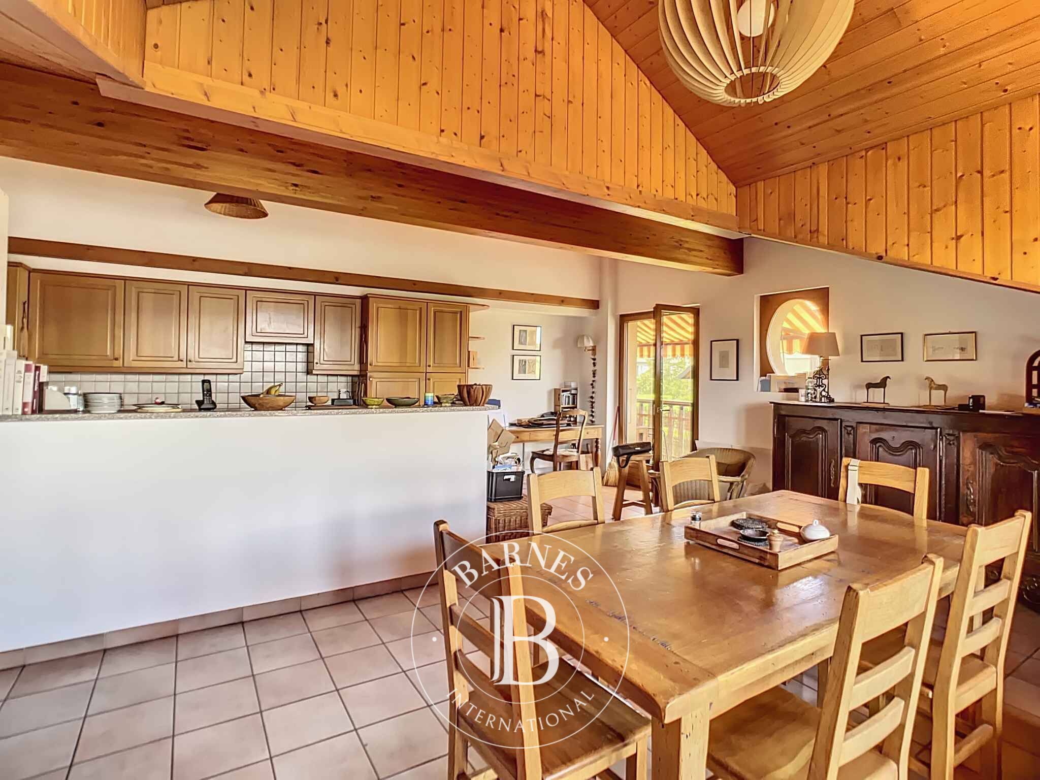 Cati kati Chavannes-des-Bois - picture 5