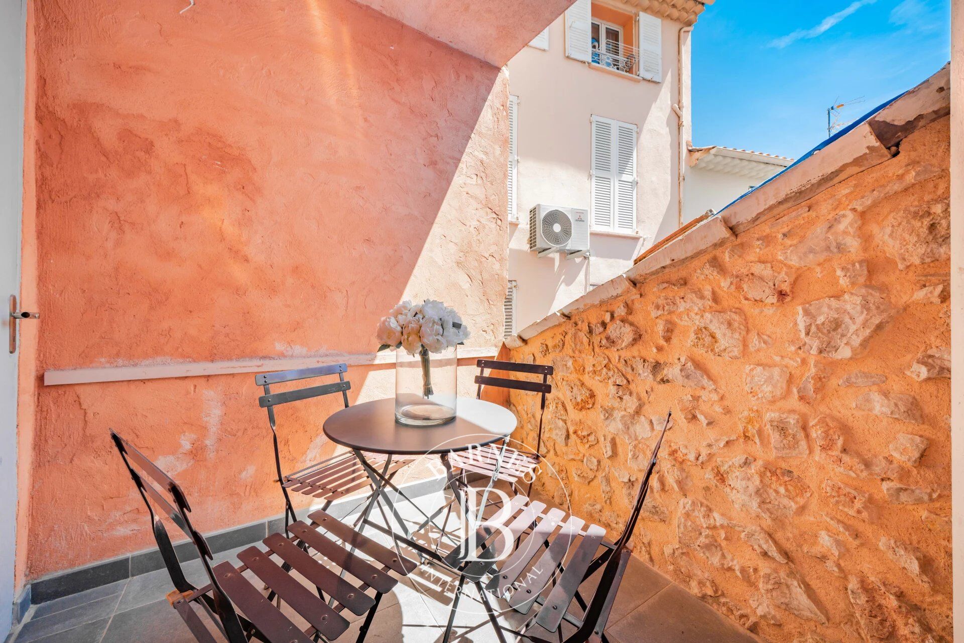 CANNES BANANE - APPARTEMENT CONTEMPORAIN - 1 CHAMBRE - picture 2