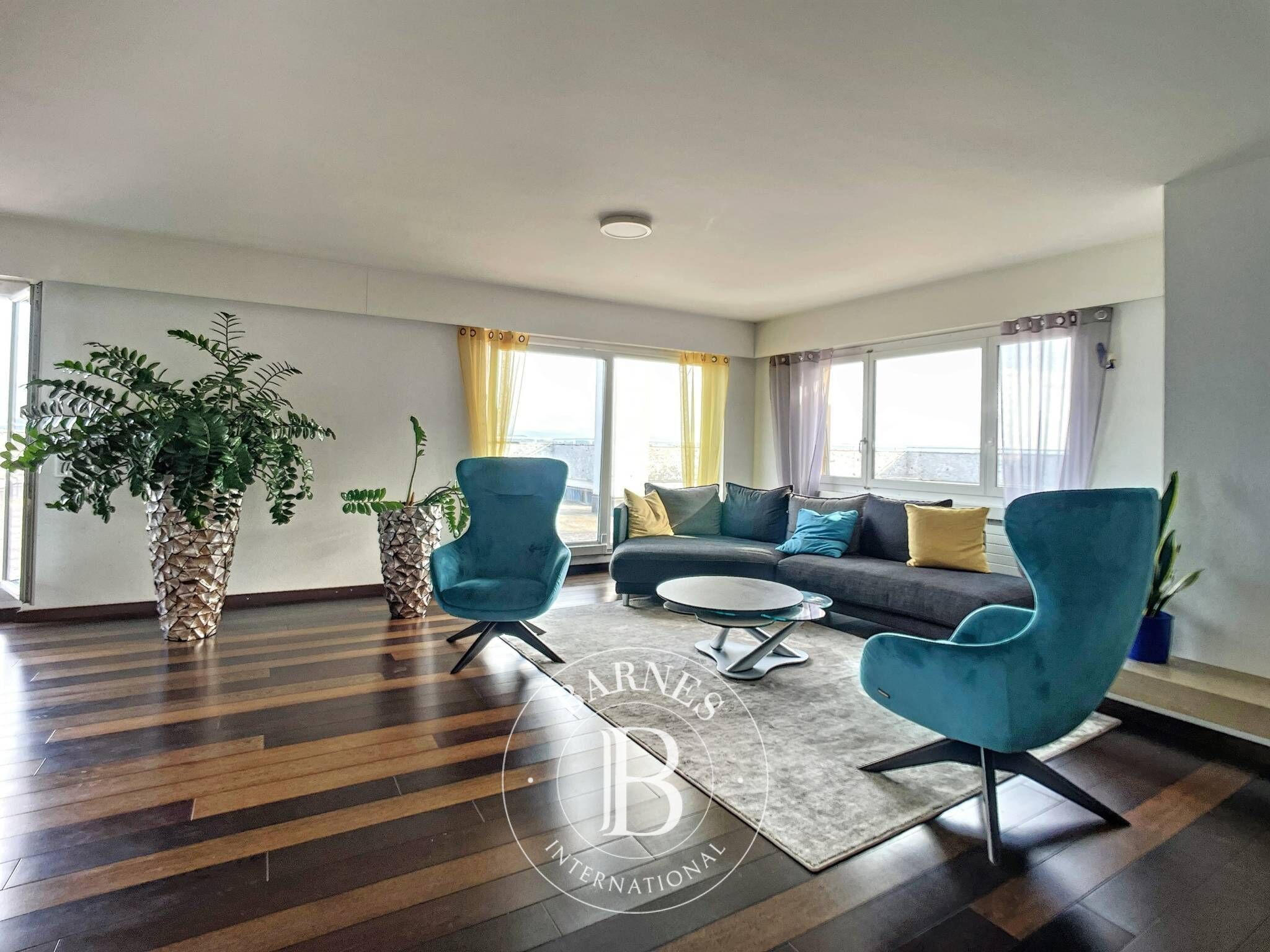 Penthouse de standing de 6,5 pièces dominant le lac et les montagnes - picture 3