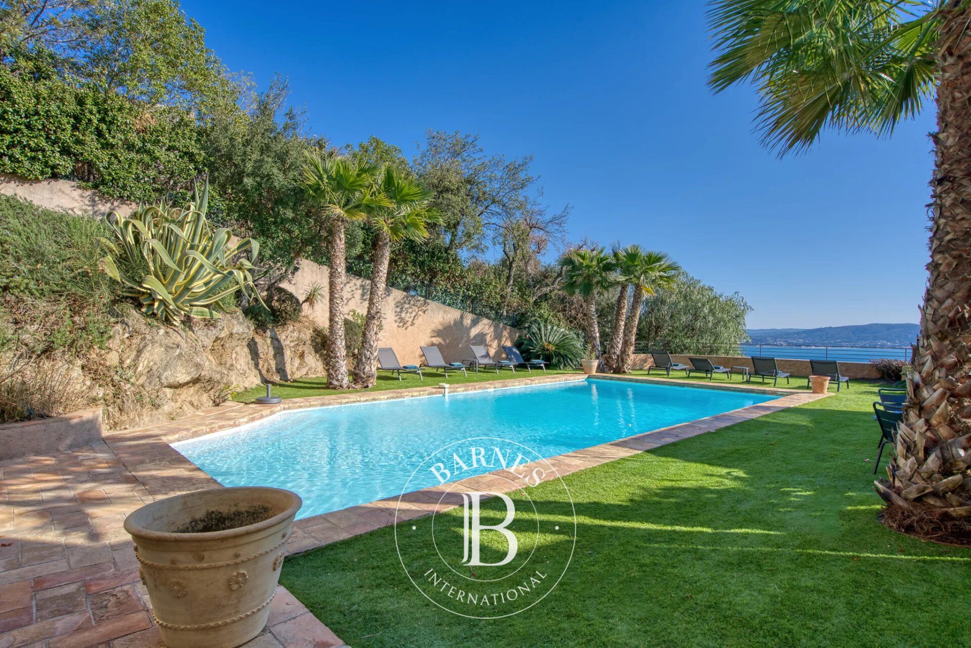 Villa Grimaud - picture 1