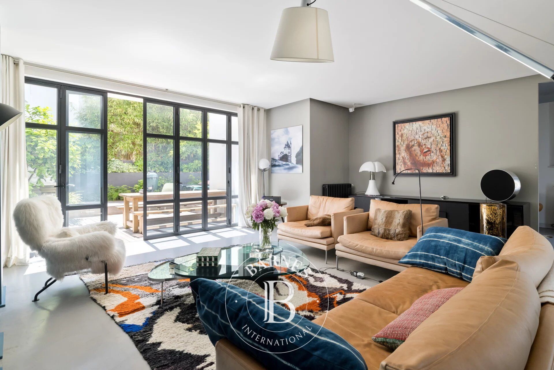 BIARRITZ,  COEUR DE VILLE, TRÈS BELLE MAISON DE VILLE AVEC TERRASSE - picture 1