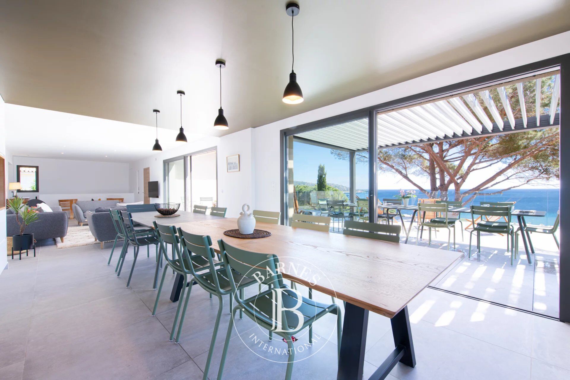 ALQUILER DE VACACIONES - SAINTE-MAXIME - VILLA MODERNA - 6 HABITACIONES - VISTA AL MAR - picture 1