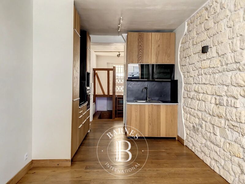 Loué, Appartement Paris 18ème - picture 3