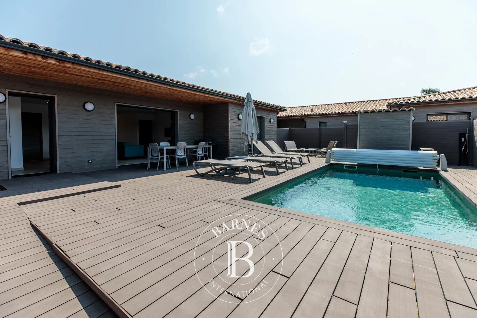 Lecci , Cala Rossa, Villa de 3 chambres avec piscine chauffée et plage à pieds - picture 1