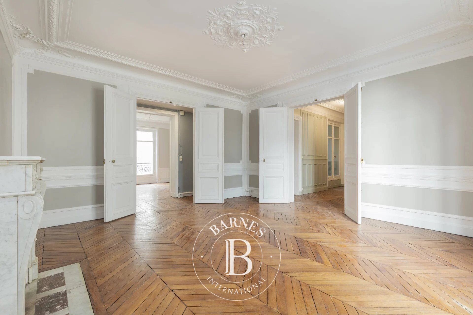 Paris 17- Prony / Pierre Demours - 1st floor apartment - 2 bedrooms - picture 3