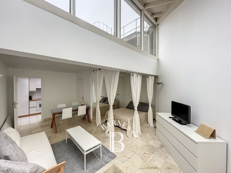 Rented, Apartment Paris 16ème - picture 1