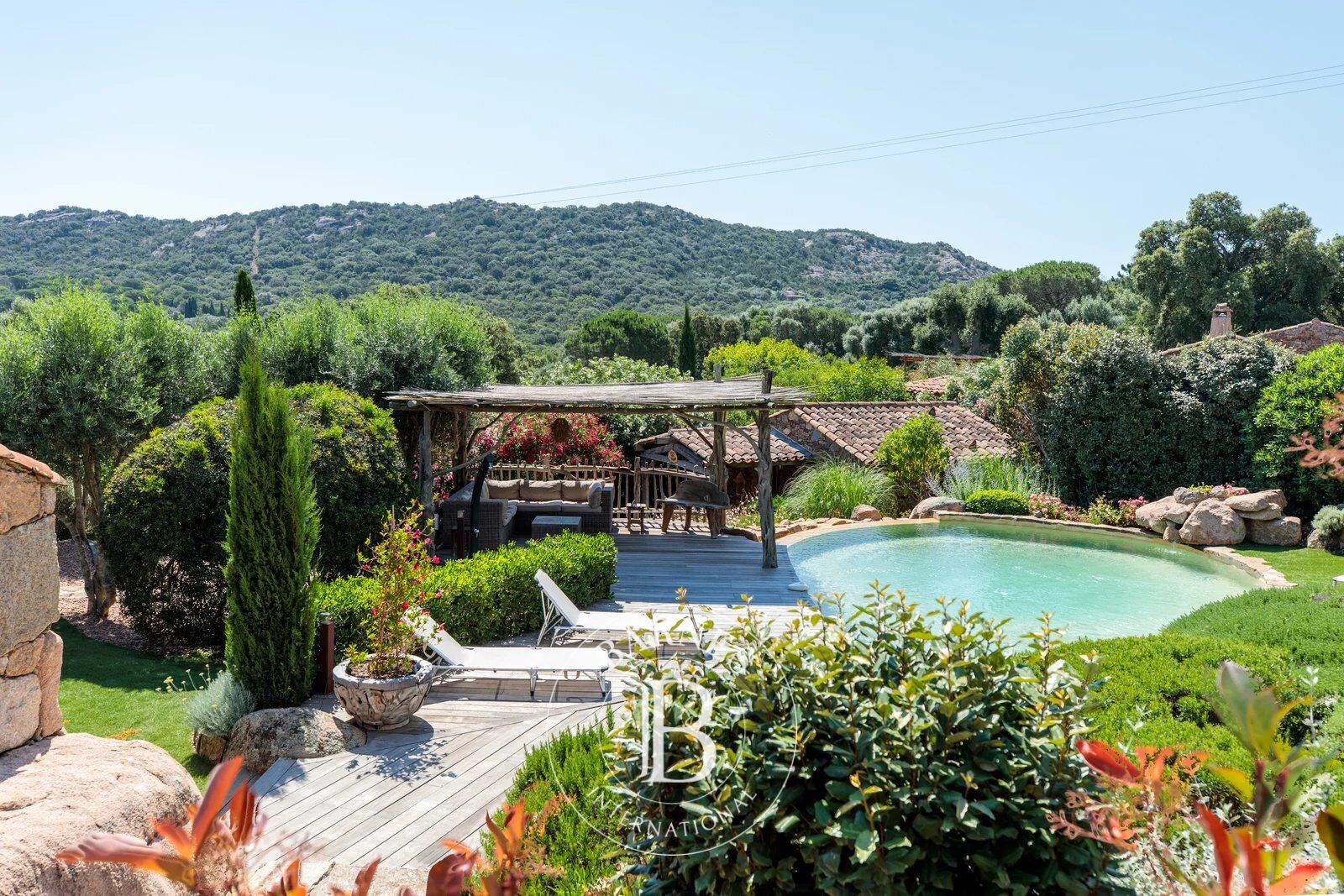 Porto-Vecchio, Palombaggia, villa type bergerie, 3 chambres, piscine, proche plage - picture 2