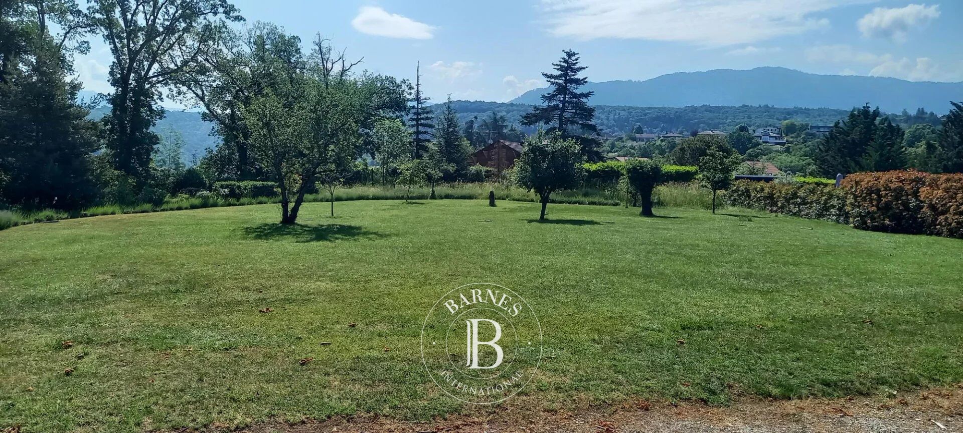 Arazi Thonon-les-Bains