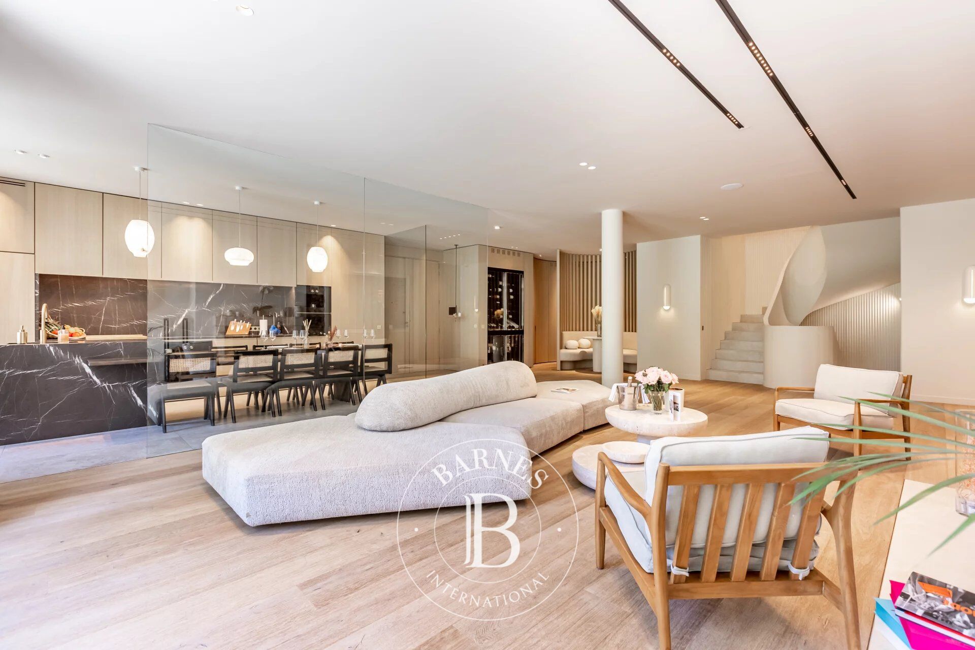 Triplex Paris 16ème - picture 1