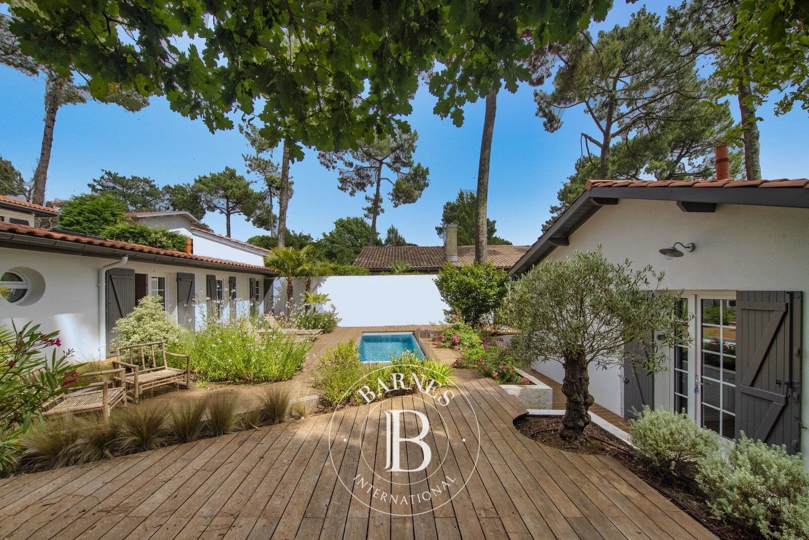 VILLA LE PONTON À PROXIMITÉ DU GOLF D'ARCACHON, JUSQU'À 10 CONVIVES - picture 2