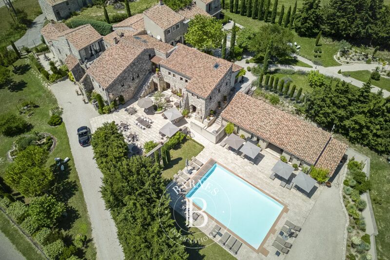 Venta, Casa Montjoyer - picture 1