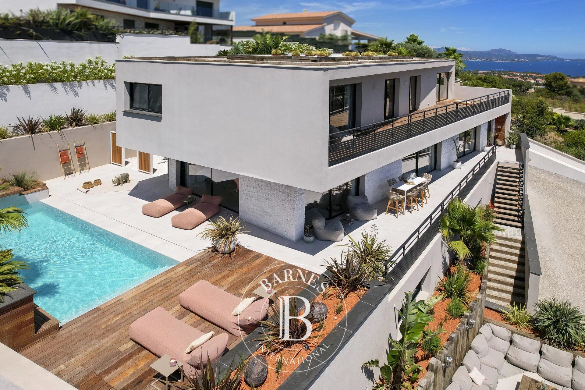 ALQUILERES DE VACACIONES - ST AYGULF - VILLA CONTEMPORÁNEA VISTA PANORÁMICA AL MAR - 4 HABITACIONES - picture 1