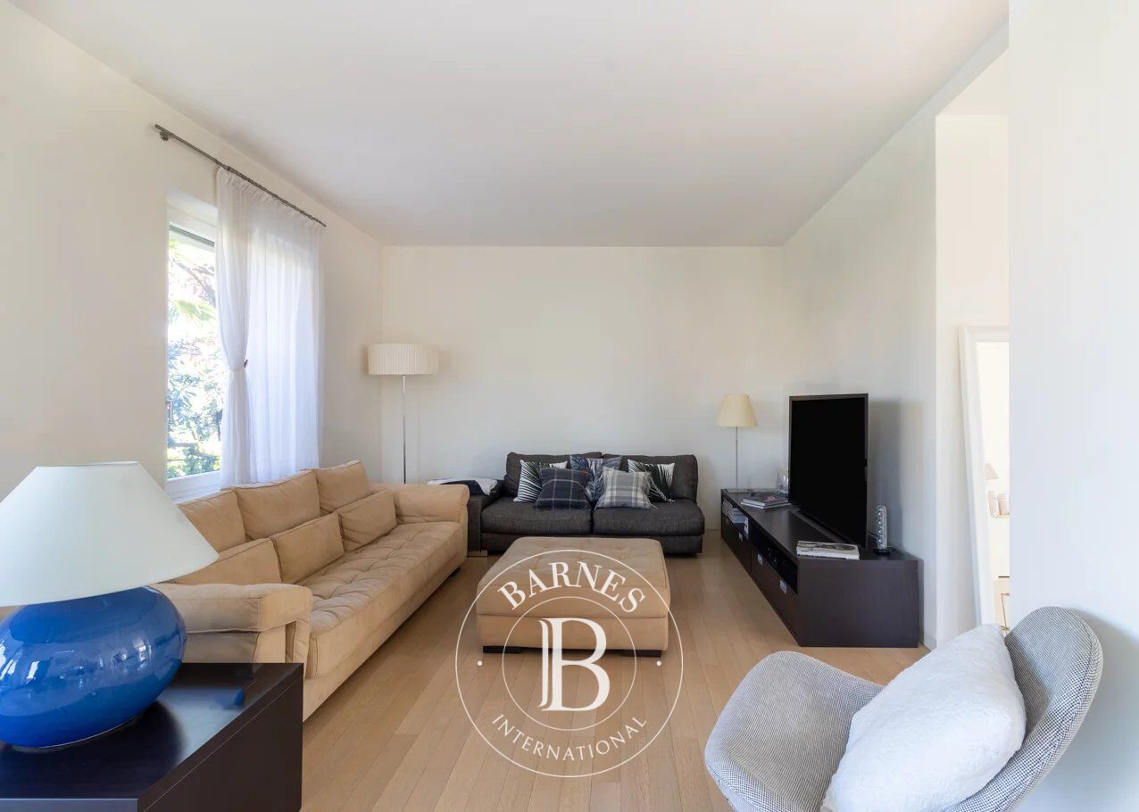 Villa Varese - picture 8