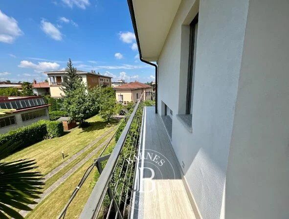 Villa Varese - picture 25