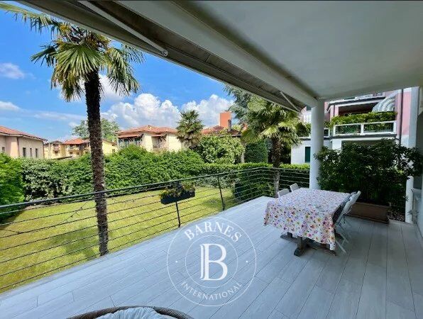 Villa Varese - picture 22