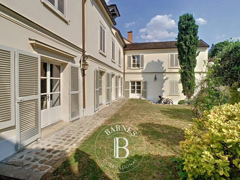 For Rent House | La Celle-Saint-Cloud - picture 2