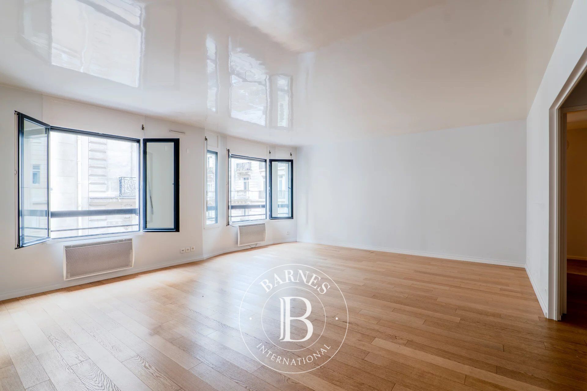 Paris 7 - Varenne-Raspail - 2-bedroom apartment - - picture 2