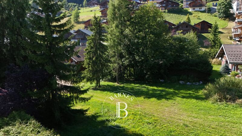 Les Gets – Terrain constructible de 595 m² – Emplacement central idéal