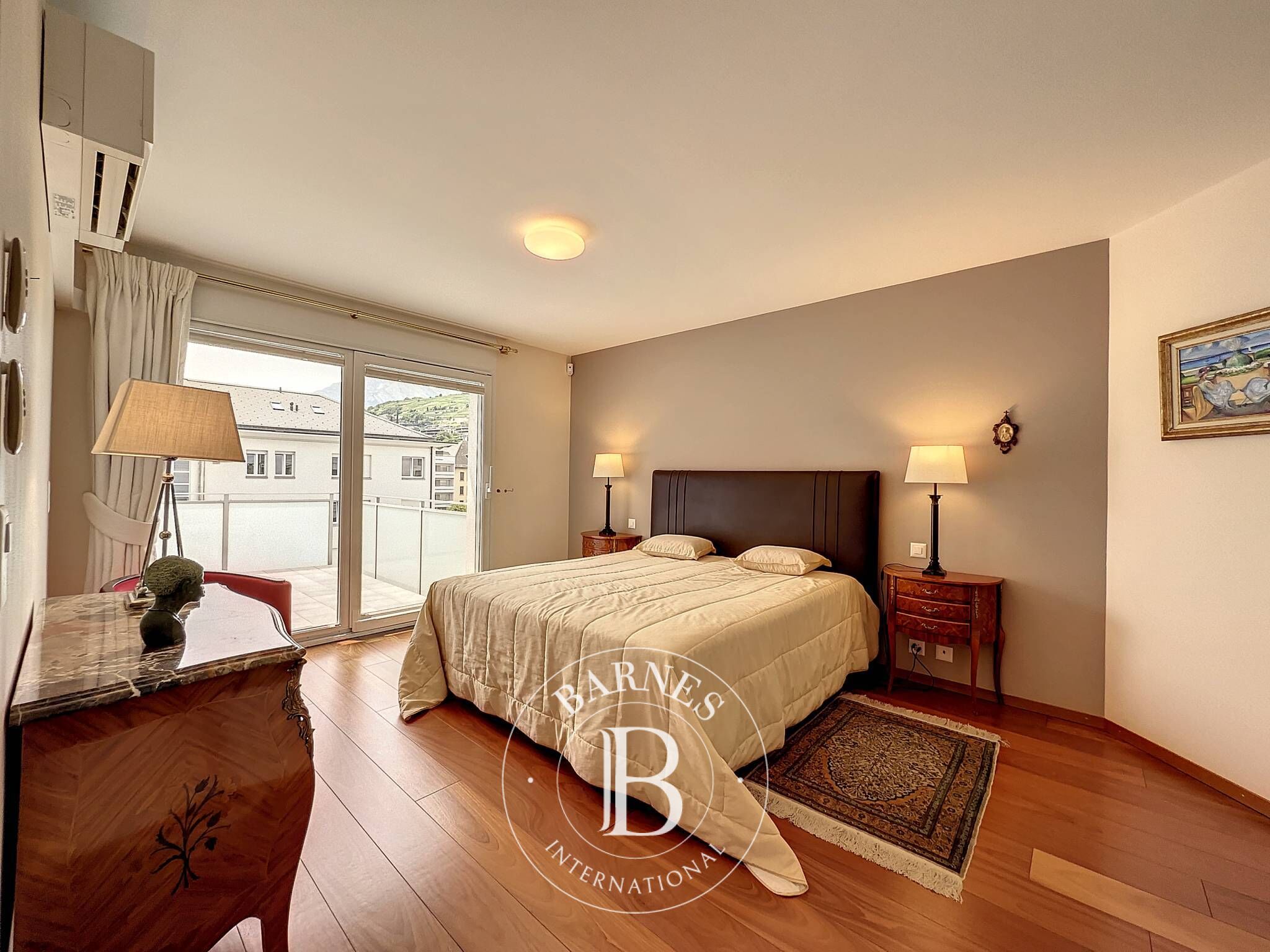 Penthouse Sion - picture 19