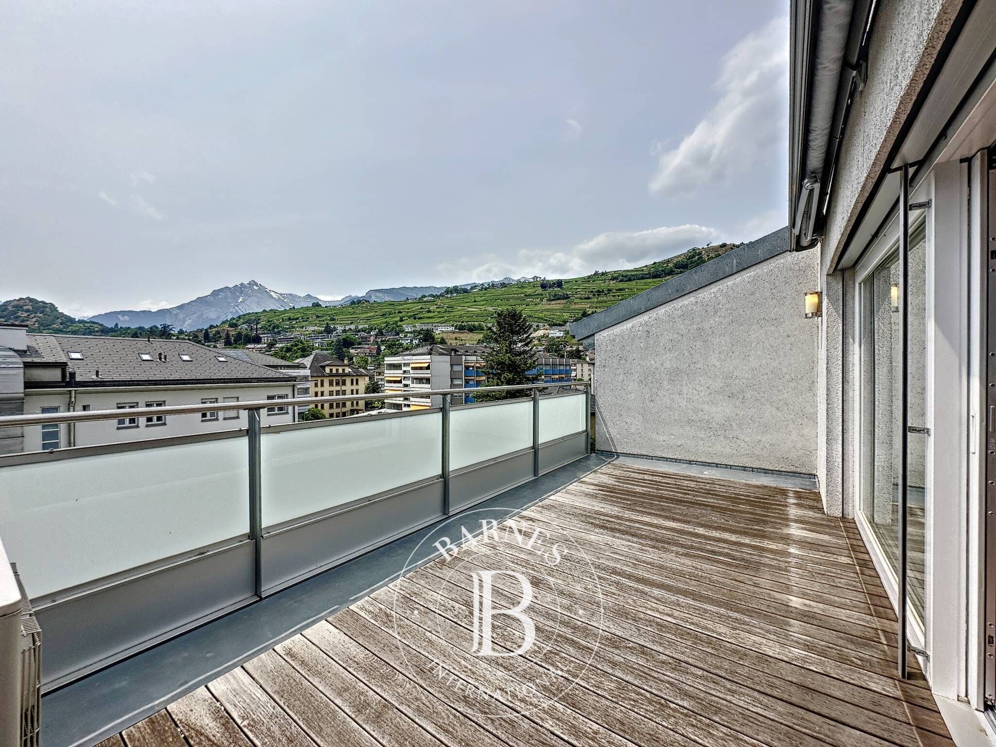 Penthouse Sion - picture 10