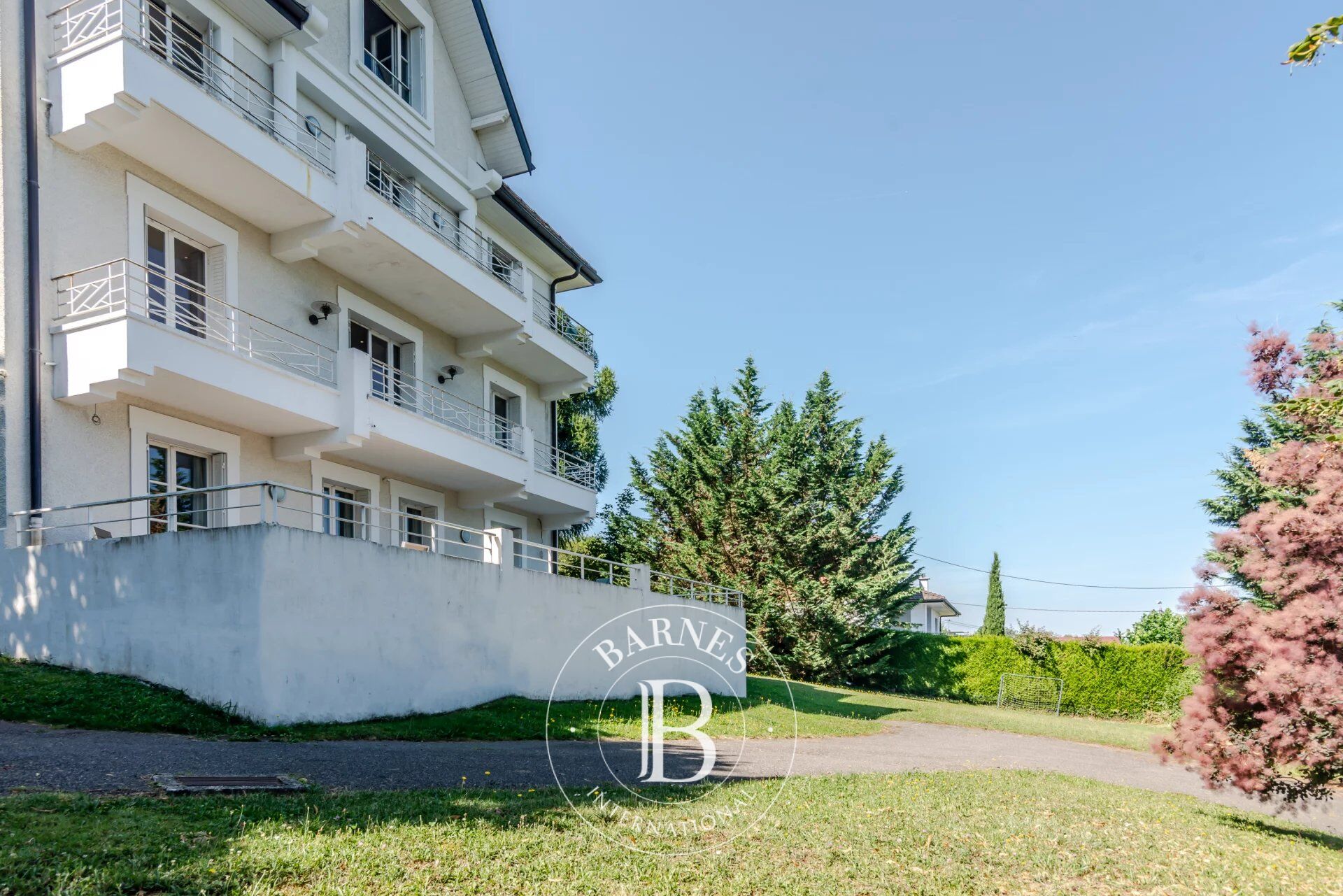 Ev Évian-les-Bains - picture 20