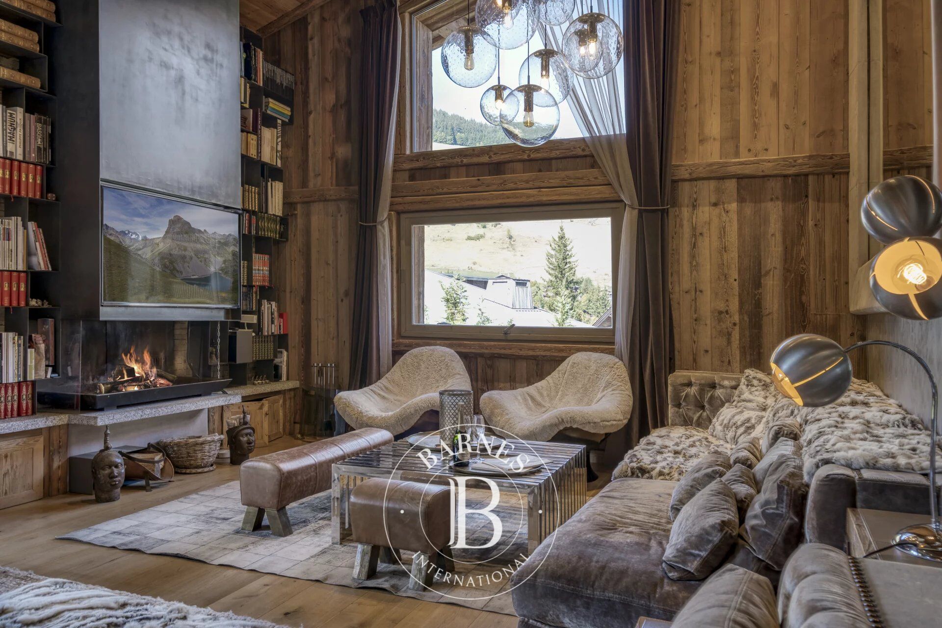 CHALET DEER - picture 3