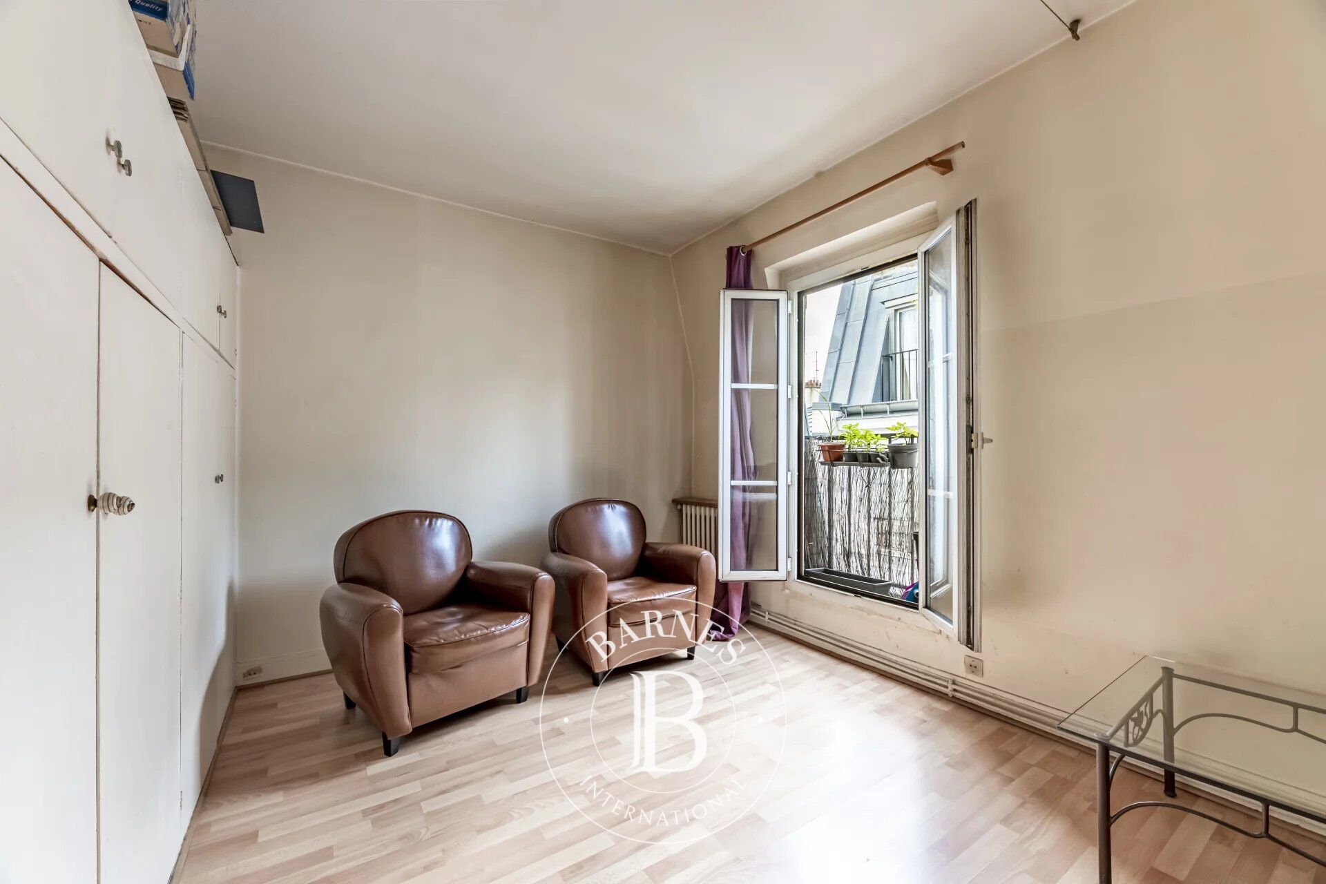 Paris 17 - PONT CARDINET - Studio for rental investment - picture 2