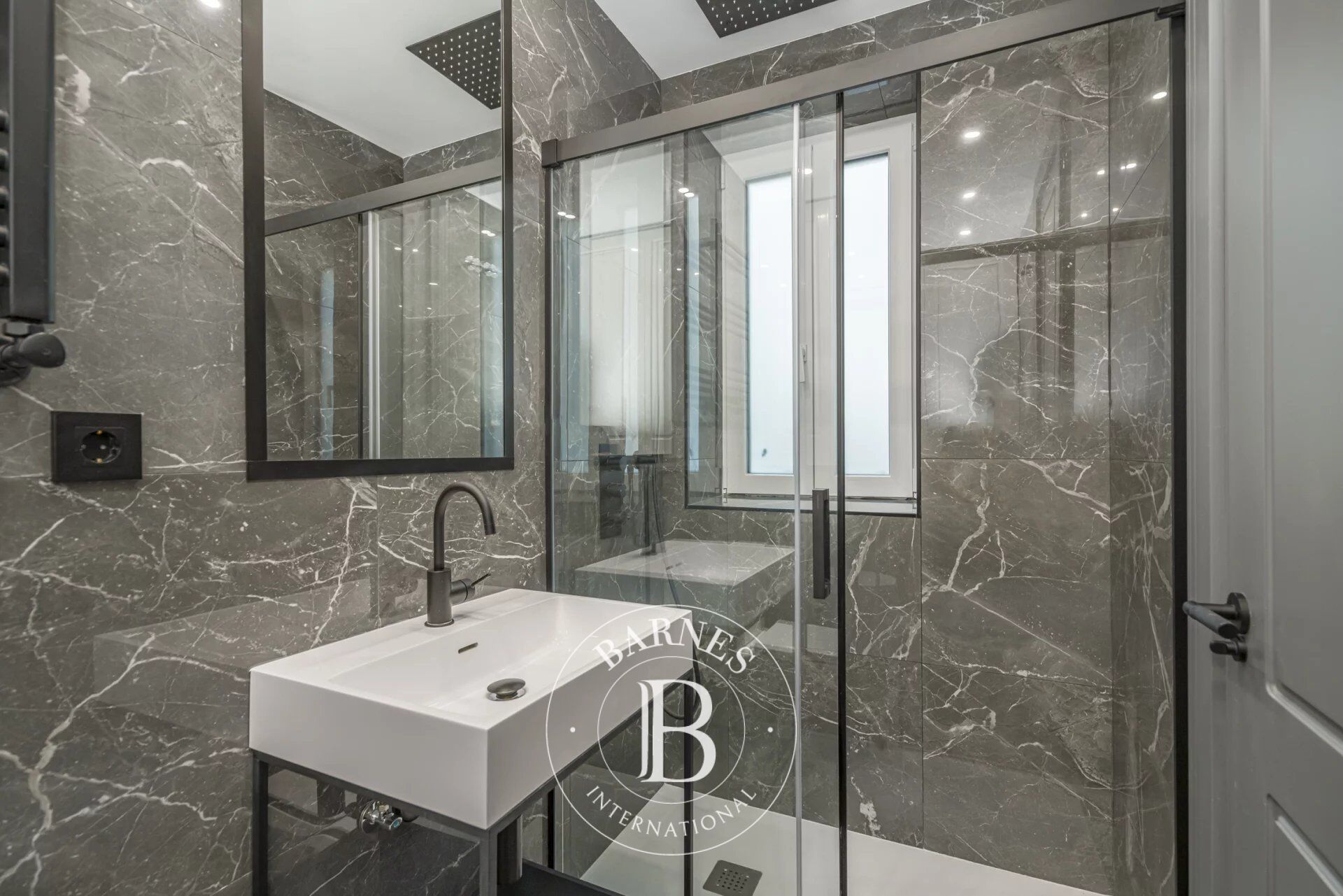 Daire Madrid - picture 27