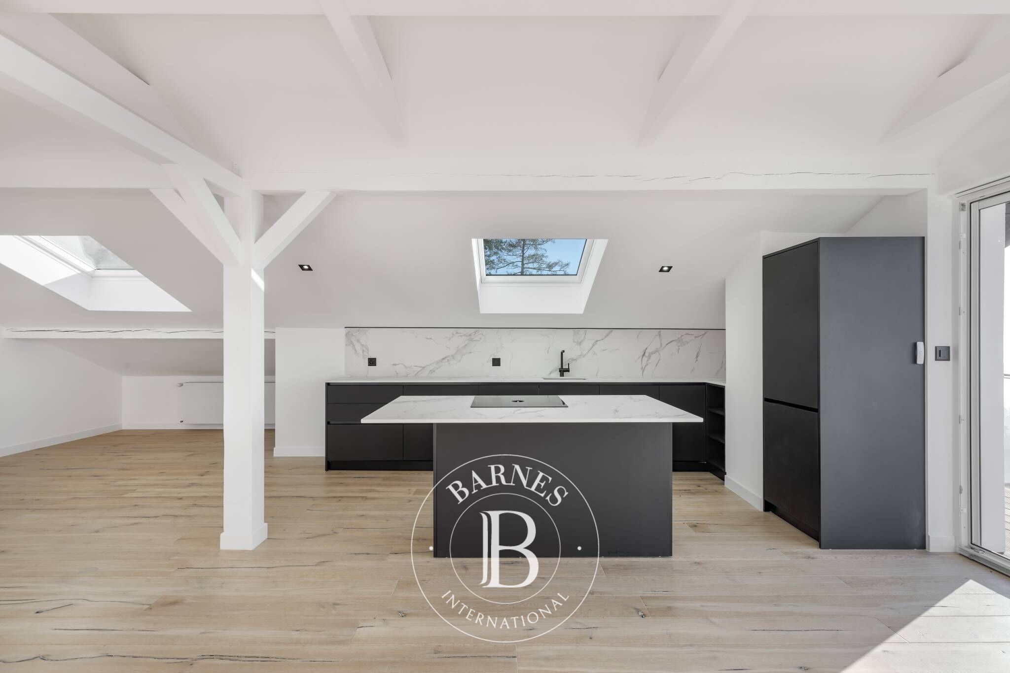 Cati kati Montreux - picture 9