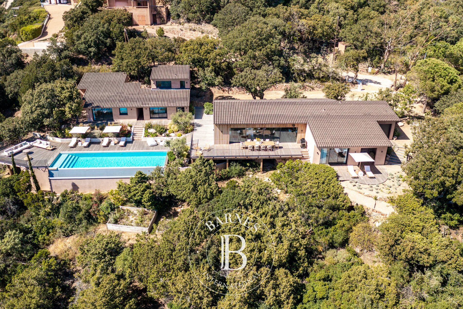 Porto-Vecchio, Palombaggia, Villa vue mer panoramique, 6 chambres, piscine chauffée, plage à pied - picture 2