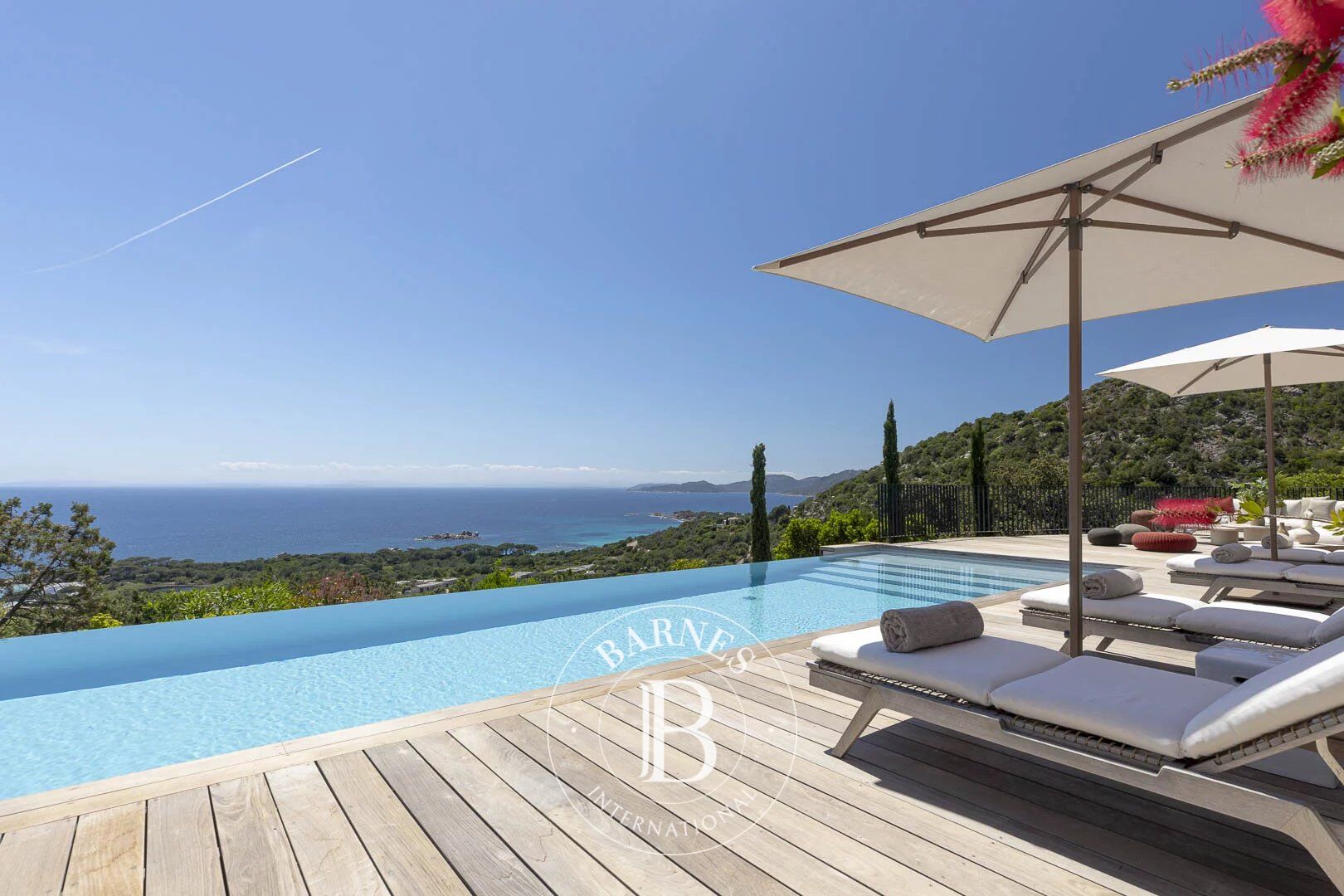 Villa Porto-Vecchio - picture 2