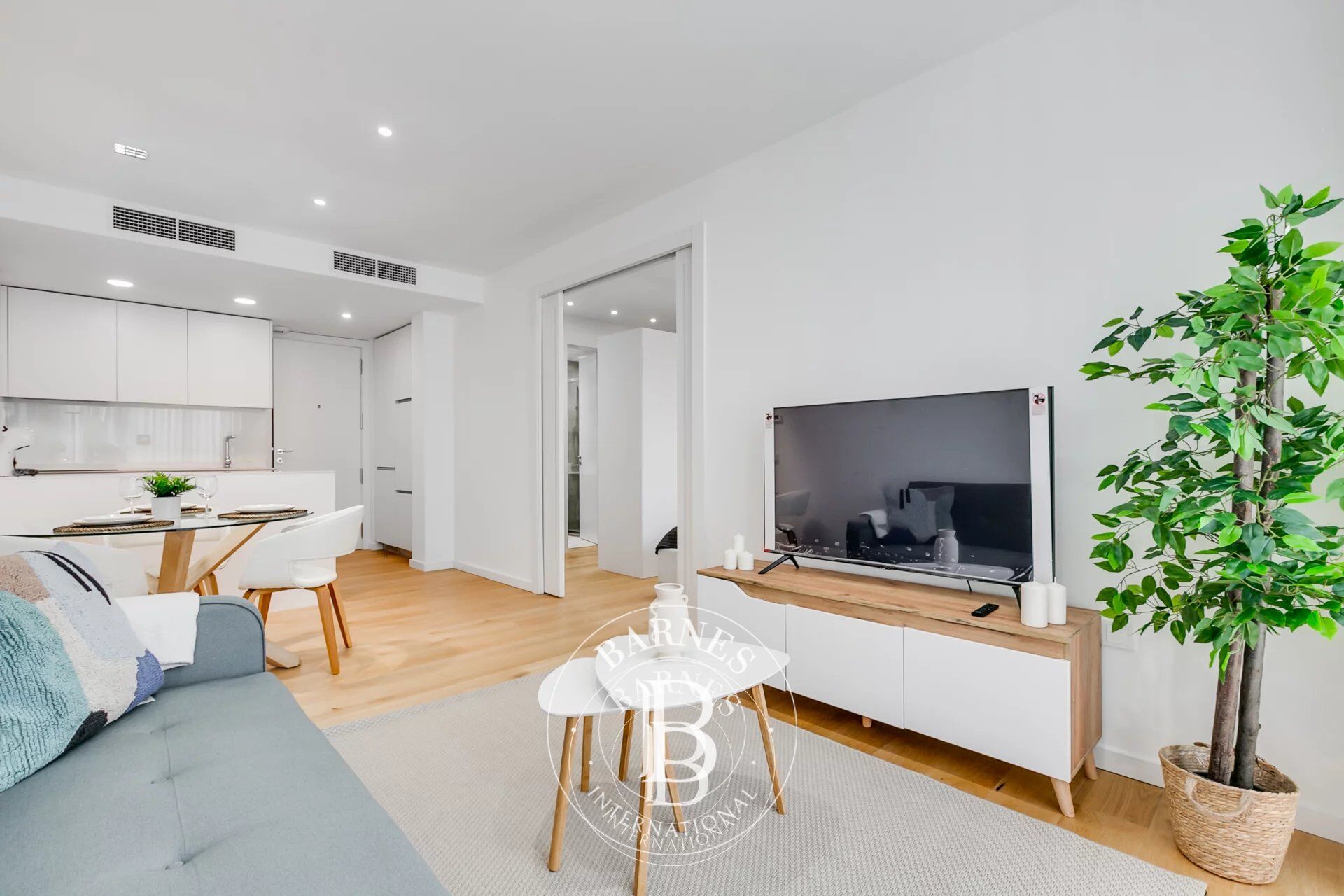 Madrid - Palacio - Centro città - Appartamento esterno di nuova costruzione con una camera en suite, terrazza e servizi di lusso - picture 1