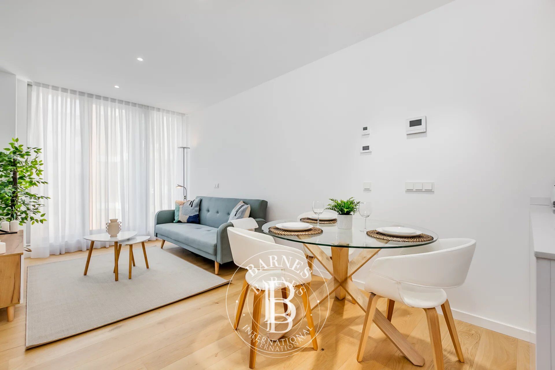 Madrid - Palacio - Centro città - Appartamento esterno di nuova costruzione con una camera en suite, terrazza e servizi di lusso - picture 2