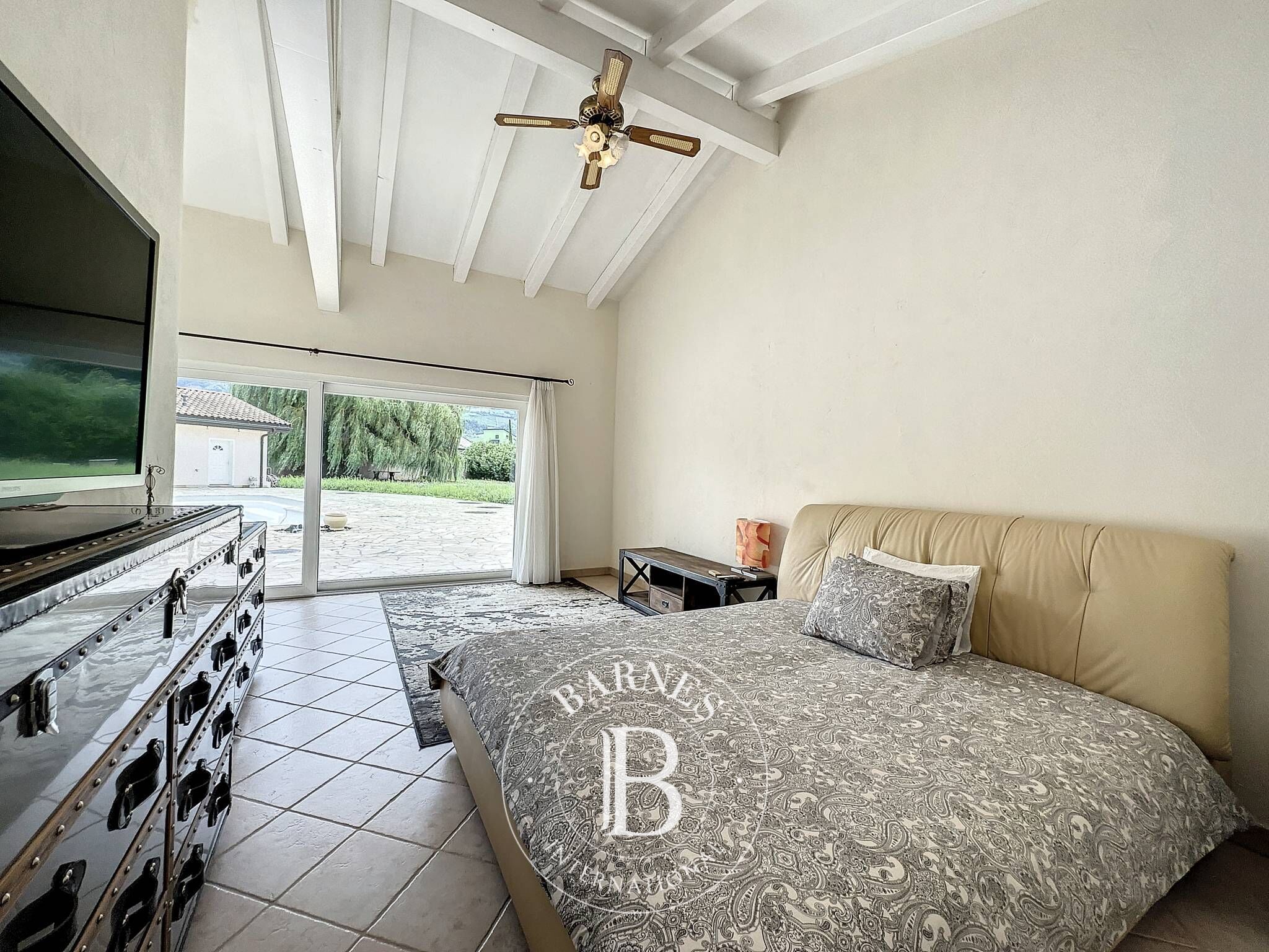 Villa Saxon - picture 9