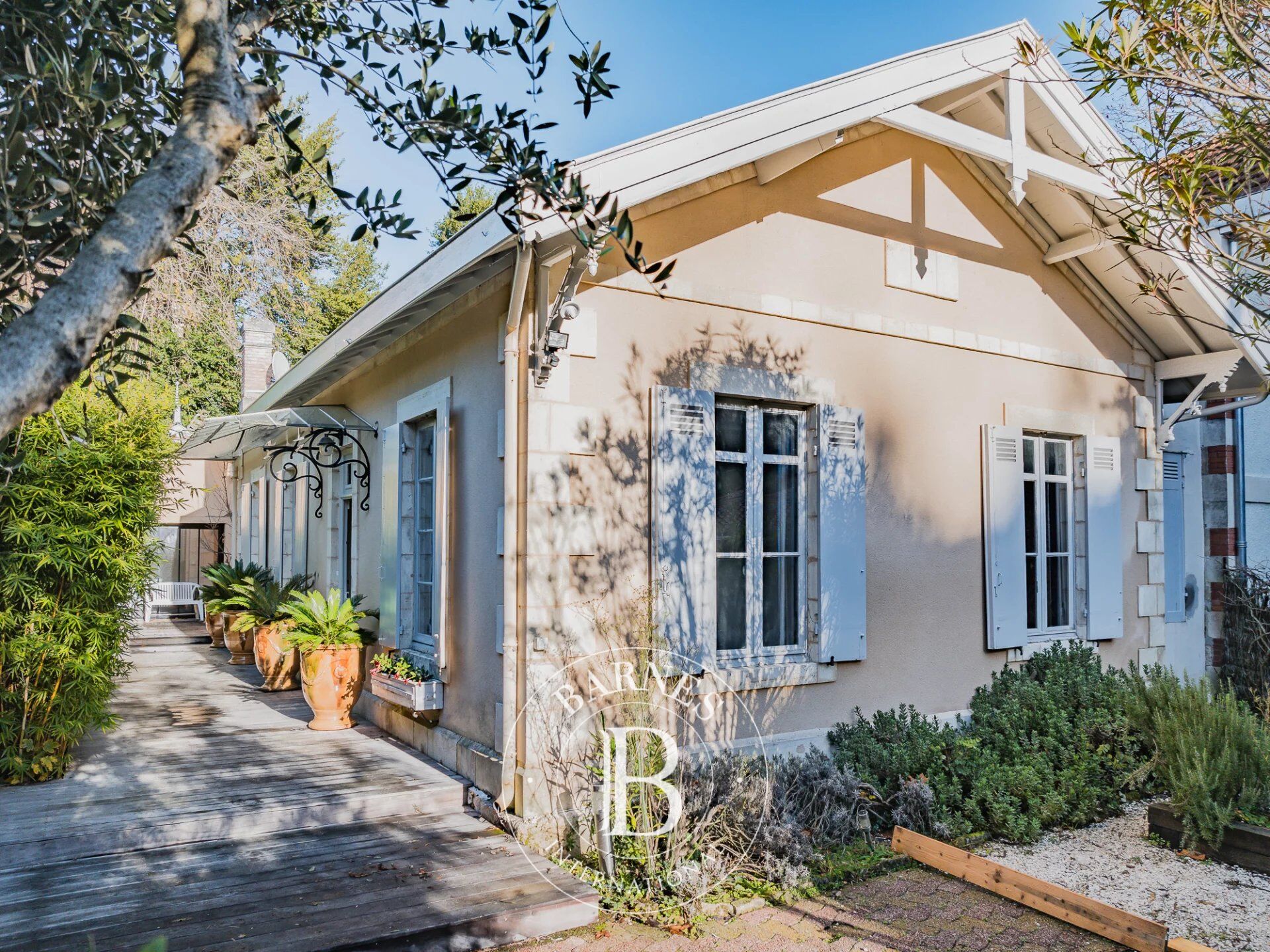 Casa Arcachon - picture 1